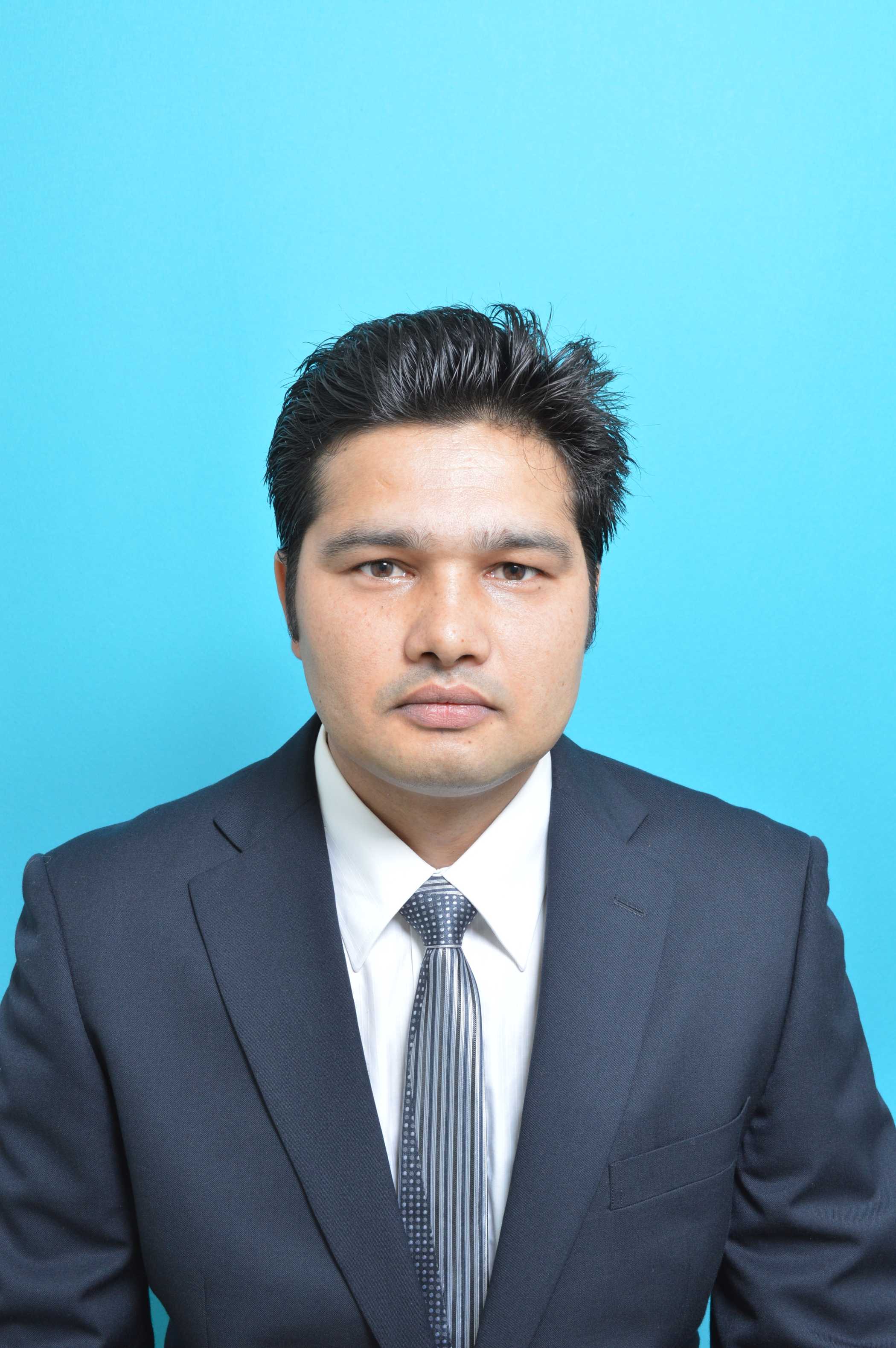 photo of tez Neupane